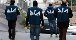 Alleanza tra cosa nostra, ndrangheta e camorra per spartirsi appalti nel Milanese: 11 arresti