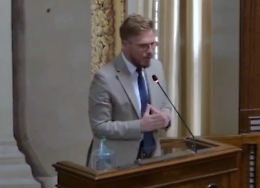 La Vardera: «Ennesimo scandalo sul Turismo, come quelli svelati da Barresi cacciato dalla convention di FdI»