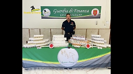 Palermo, sull'auto con 45 chili di sigarette di contrabbando: arrestati