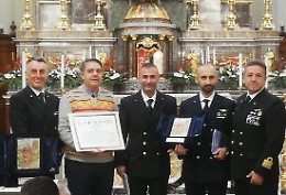 Premio Idria 2023 a due militari Base Aeromobili di Catania che salvarono 32 migrati sull'isolotto di Lampione