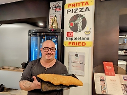 La pizza fritta di Enzo Piedimonte ottiene la prima certificazione in Sicilia dell’associazione "Verace pizza napoletana"