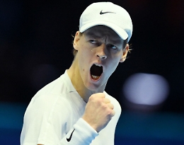 Sinner spezza il tabù Djokovic alle Atp Finals