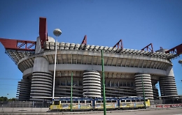 San Siro: firmata la vendita dello Stadio a Inter e Milan, ma la procura indaga per turbativa d'asta