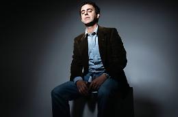 La comicità di Luca Ravenna approda a Catania: «Il mio "Red Sox" è un work in progress»