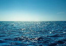 Oceani mai così caldi da quando ci sono le misurazioni: la media è stata di quasi 21 gradi