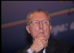 &Egrave; morto l'ex presidente della Commissione Ue Jacques Delors