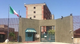 Dal carcere di Augusta aveva organizzato l'omicidio della moglie a Benevento
