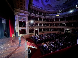 Al Pirandello applausi a scena aperta per Edoardo Leo
