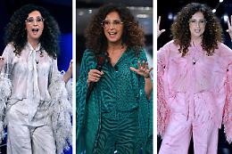 Sanremo, uno stilista siciliano per Teresa Mannino vestita di piume e di colore