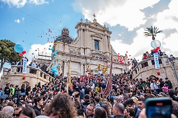 Pasqua a Comiso: un viaggio nella tradizione e nella fede