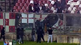 Scontri all'Euganeo, convalidato l'arresto di tre ultras del Catania: per un anno non potranno mettere piede allo stadio