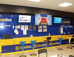 La rapina con falce e martello ad un centro scommesse di Palermo