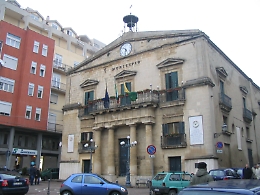 Enna, terremoto in Giunta: lasciano cinque assessori (4 del MpA e uno di Iv)