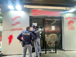 E' ritrovo di pregiudicati e il questore chiude un centro scommesse di via Plebiscito