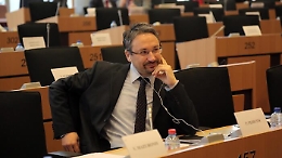 Europee, Pedicini (Lista Santoro): &laquo;Non vogliamo le firme di Cuffaro n&eacute; quelle di De Luca&raquo;