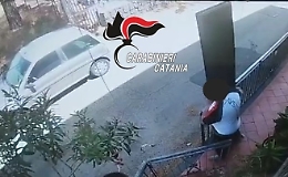 Si presenta a Ragalna e depreda gli infissi di cinque villette: arrestato ladro di Belpasso