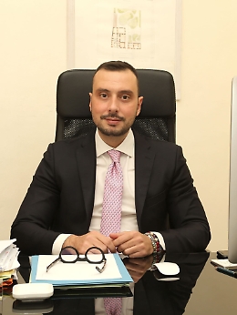 Volo Roma-Catania in ritardo di 8 ore. Zammataro (Codici): «Passeggeri lasciati al proprio destino»