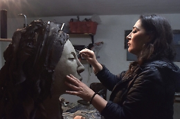 Arte: il mito di Ecate nelle sculture di Stefania Pennacchio fra gli scavi dell'antica Naxos