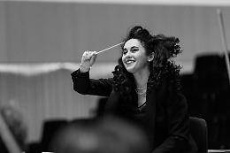 Direttrice d'orchestra Gianna Fratta alla guida di Fondazione Tao Arte