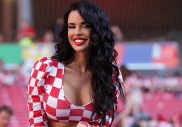 Ivana Knoll: la super tifosa croata a cui tanti calciatori chiedono il numero