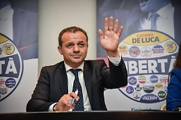 Europee, Castelli: «Cateno De Luca è il più votato dei leader dell'opposizione»
