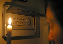 Blackout a Palermo, scatta la diffida a E-Distribuzione: azione legale del Comitato Addaura tra notti in auto e danni alle imprese