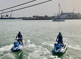 Alla Playa due bagnini erano altrove anziché vigilare sui bagnanti: multati dai poliziotti