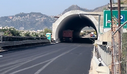 A18, dopo nove anni ripristinata l'autostrada a Letojanni dopo la frana
