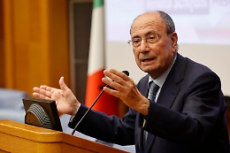 Gradimento di sindaci e governatori: Schifani è ottavo, Cassì è quarto. Ecco la classifica dei siciliani