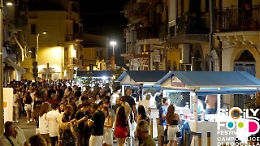 Il Sicily Food Festival attira migliaia di visitatori a Campofelice di Roccella con tre giorni da record
