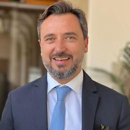 Sanità, l'attacco del Pd: «Costante crescita dei viaggi della speranza. Schifani riferisca in aula»