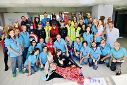 Acireale, supereroi in corsia e un murale di Winnie the Pooh per emozionare i piccoli pazienti