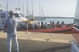 Porto di Pozzallo, non c'&egrave; tregua: in arrivo altri 80 migranti