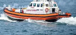 Notte a Lampedusa: 37 migranti soccorsi dalla Cp319, otto con scabbia