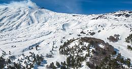 Etna innevato, pronti ad aprire gli impianti da sci