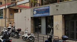 De Felice, scazzottata tra ragazzi di seconda durante la ricreazione: un ferito finisce al pronto soccorso