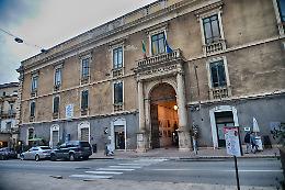 Modica e i caff&egrave; letterari, spazio allo scrittore Giovanni D'Angelo