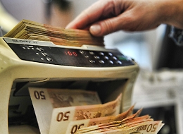 Sequestro preventivo annullato per ex direttore del Credito Valtellinese di Aci Trezza