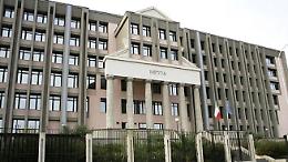 Us&ograve; la carta di credito rubata a un'addetta alle pulizie: condannato quarantenne