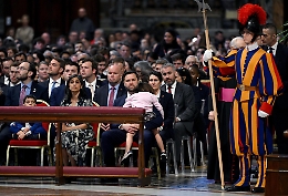 Vance a San Pietro per i riti del Venerd&igrave; Santo