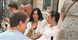 Dua Lipa a Palermo con Donatella Versace: prove per il matrimonio