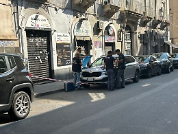 Spari contro il centro estetico della figlia del boss a Catania: il punto sulle indagini