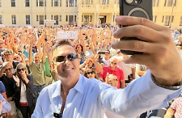 Trapani, una diretta al giorno toglie il sindaco di torno: Antonini ci prova con Futuro