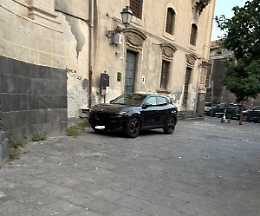 Catania: &laquo;Sagrato con parcheggio incluso&raquo;