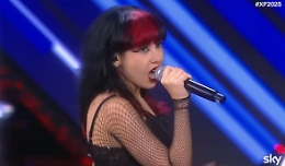 La catanese Roberta Scandurra infiamma il palco di X Factor con &ldquo;Call Me&rdquo; dei Blondie: il video della sua esibizione