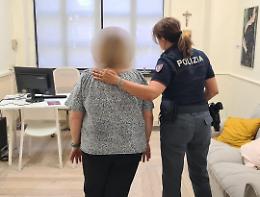 L'ennesima richiesta di denaro per l'alcol: arrestato un 43enne per maltrattamenti ai genitori