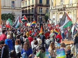 Anche Ragusa ha manifestato in difesa della Flotilla