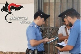 Volano insulti e spintoni a Pedara: manifestazione interrotta, arrestato un 57enne