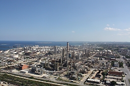 Eni: a Priolo avviato l’iter autorizzativo per la nuova bioraffineria