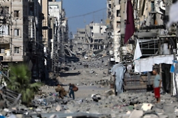 Israele ha avviato il ritiro (parziale) dalla Striscia di Gaza, attesa per il rilascio degli ostaggi